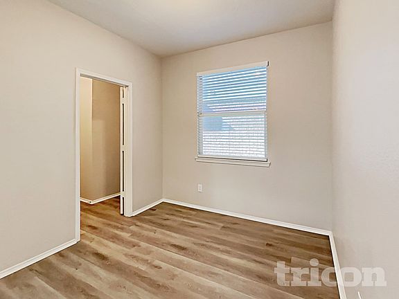 3rd image of 716 Courson Dr