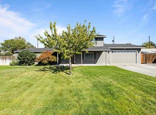 610 N Volland St, Kennewick, WA 99336