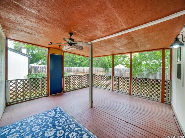 2882 CHERRY FIELD DR, San Antonio, TX 78245