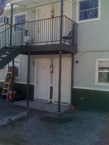 1st image of 425 N Bowie St