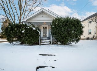 385 Creed St, Struthers, OH 44471