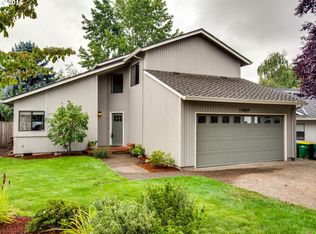 12694 SW Springwood Dr, Tigard, OR 97223