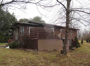 3300 Middle Hesper Rd, Decorah, IA 52101