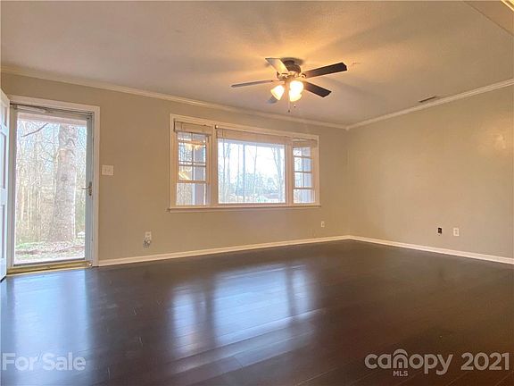 4th image of 1872 Herbie Cir