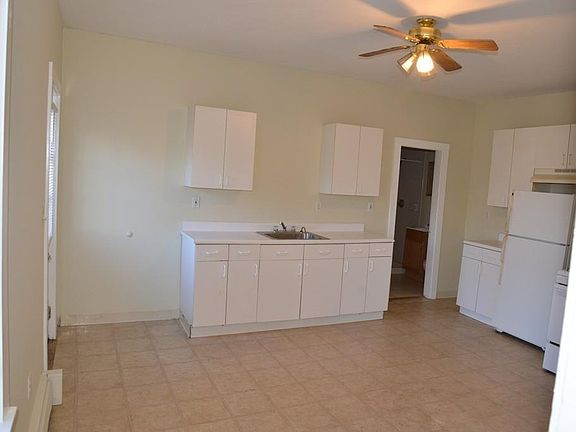 4th image of 179-181 Granite St #A