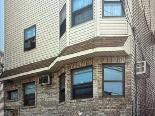 82 Prospect Avenue image 1 of 12