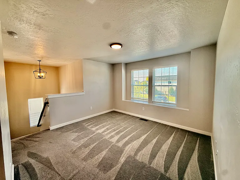 4887 W Quaker Rdg — Photo 12