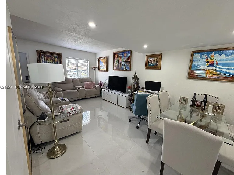 8265 NW 6th Ter #251 — Photo 5