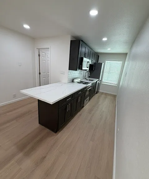 5763 Mission St #2 — Photo 5