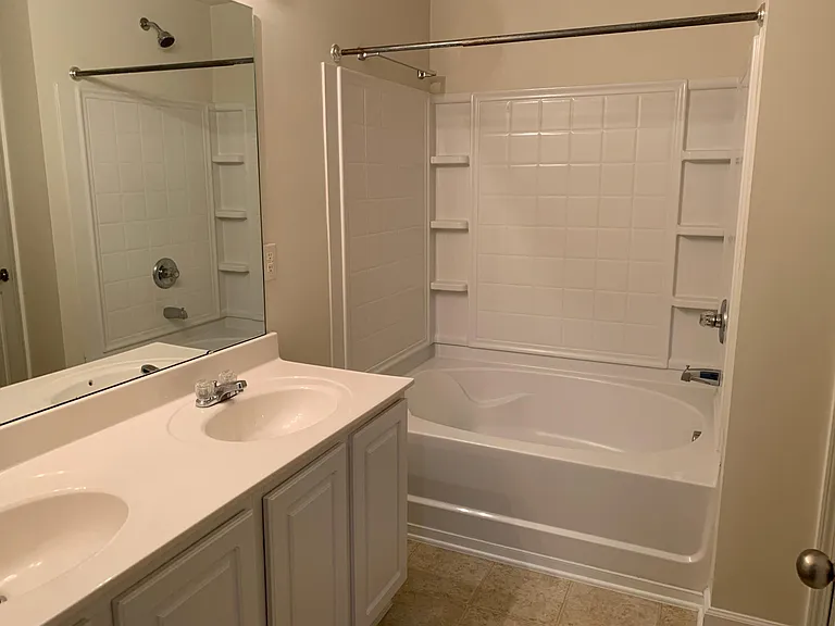 245 Linden Park Ln — Photo 19