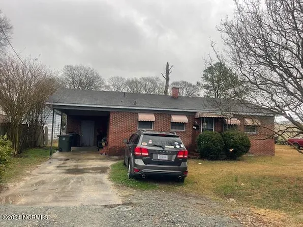 204 N Forbes Street, La Grange, NC 28551