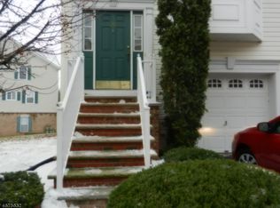 20 Dogwood Ln, Phillipsburg, NJ 08865