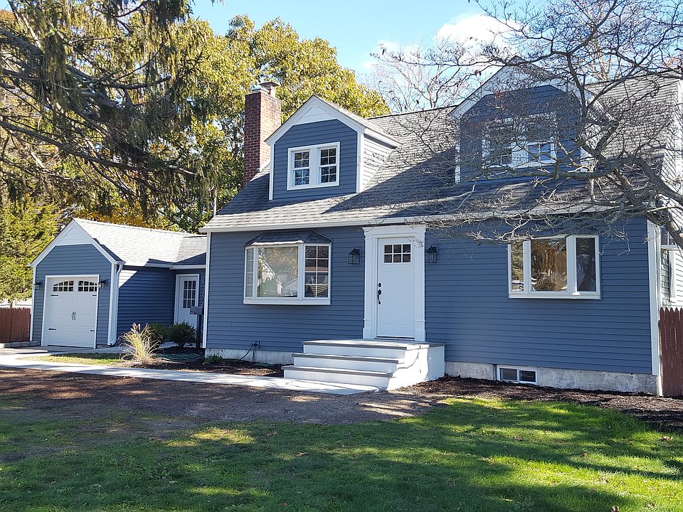 15 Bayview Ave