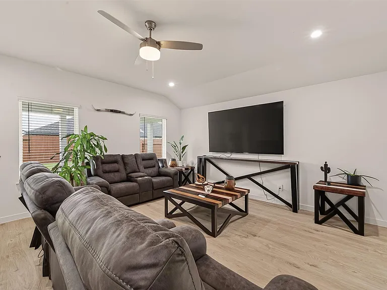 30518 White Cliff Ct — Photo 6