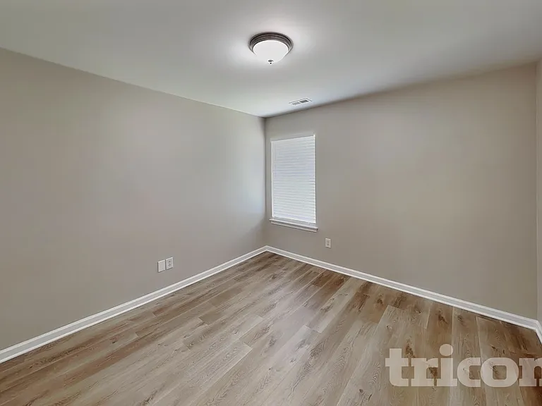 3101 Less Traveled Trl — Photo 12