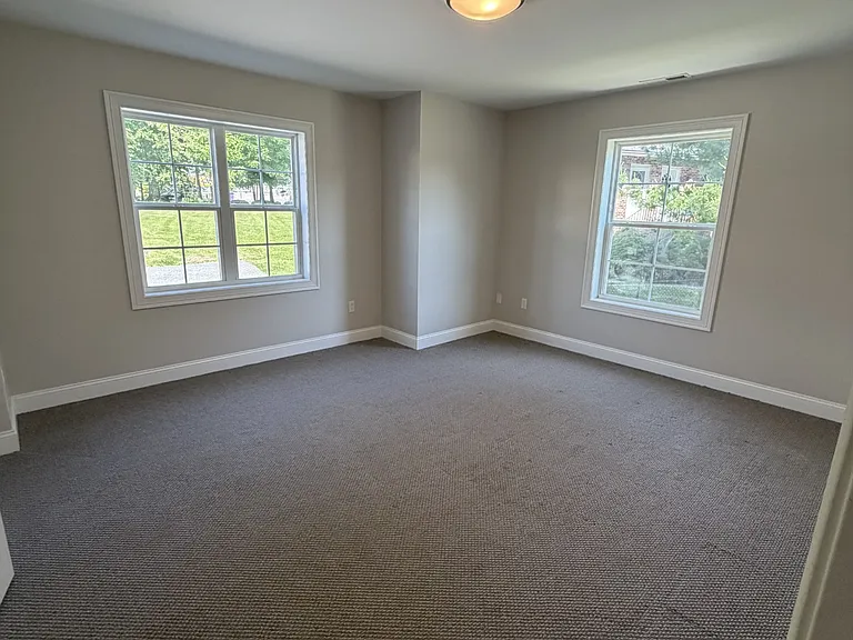 95 Bristol St #2B — Photo 9