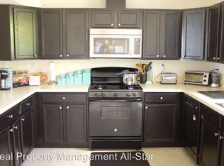 12 Alfred Ave, Somerset, NJ 08873