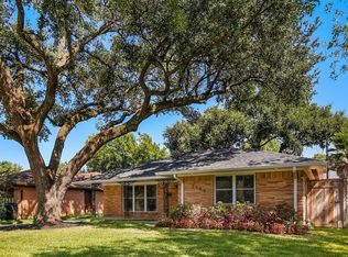 2106 De Milo Dr, Houston, TX 77018