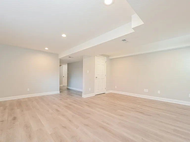16131 Bluebonnet Dr — Photo 12