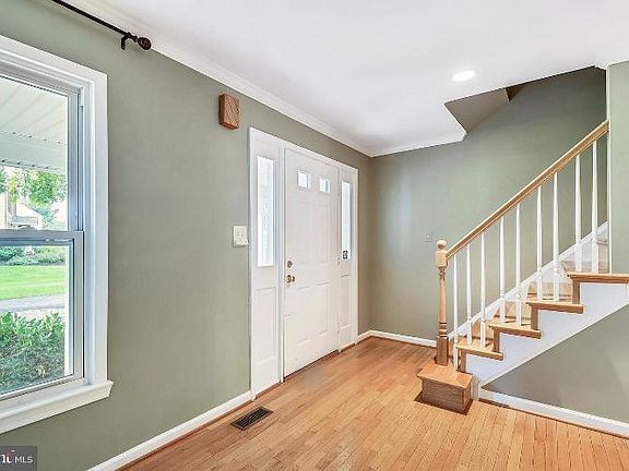 4th image of 13514 Wisteria Way
