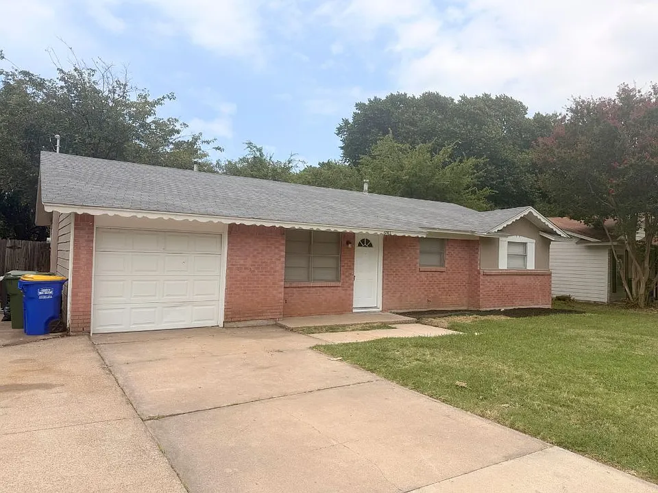 6541 Avalon Dr