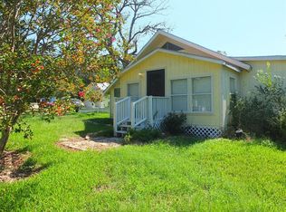 35 Big Lake Cir, Huntsville, TX 77320