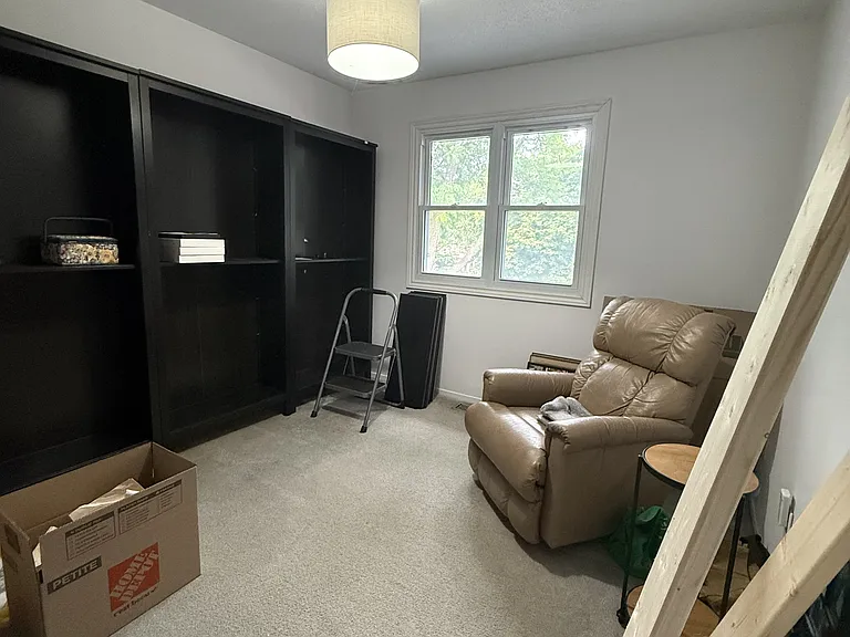 70 Inverary Dr #1 — Photo 8