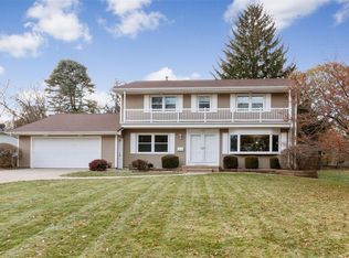 279 Indiandale Rd SE, Cedar Rapids, IA 52403