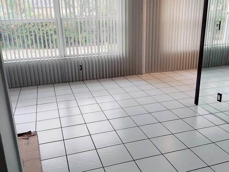 123 SW 19th Ave #123 — Photo 4