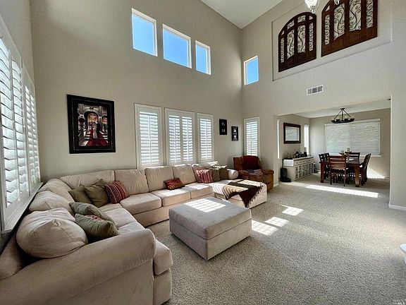 4th image of 601 Edenderry Dr