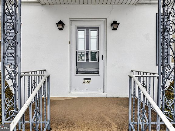 3rd image of 825 Bellefonte Ave