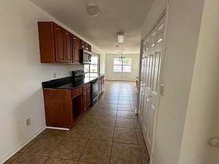 5th image of 5019 Sierra Madre Dr