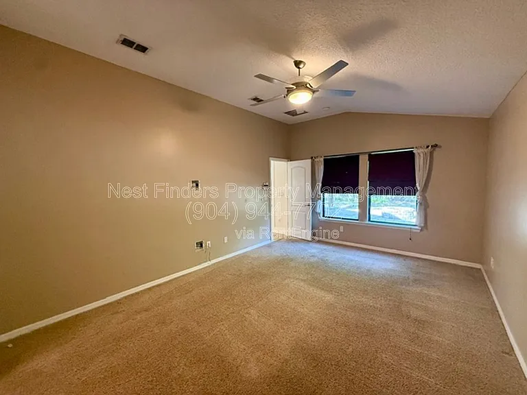 13658 Kayak Ct — Photo 18