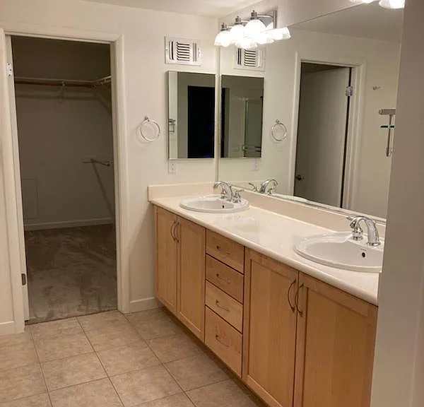 596 Manzana Pl — Photo 33