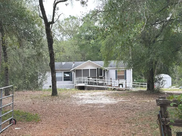 18351 SE 62nd Pl, Ocklawaha, FL 32179