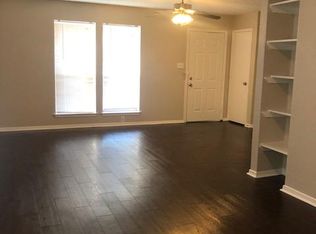 425 SW Thomas St APT D, Burleson, TX 76028