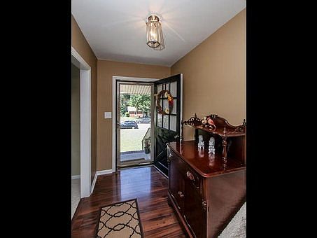 3rd image of 4444 Shadowood Dr