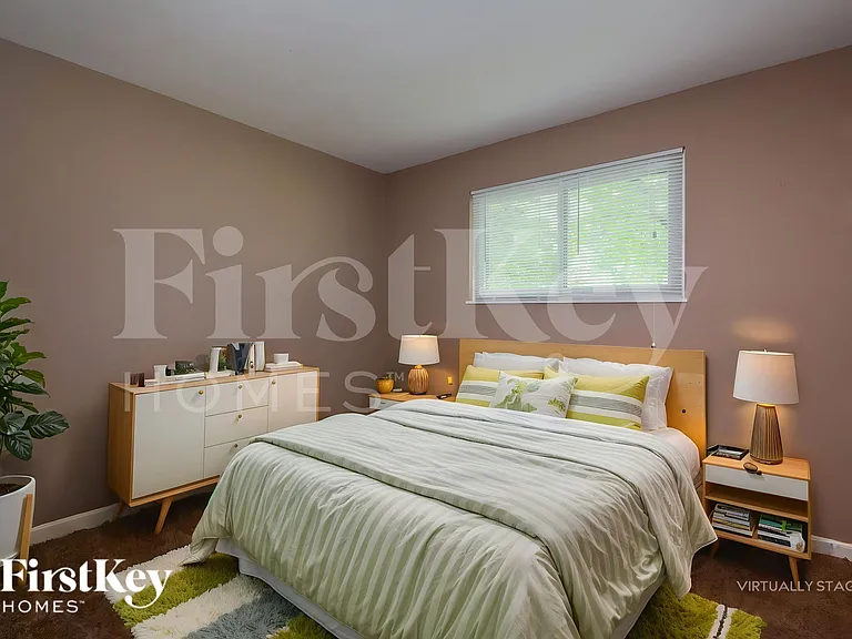 400 Humes Ln — Photo 14