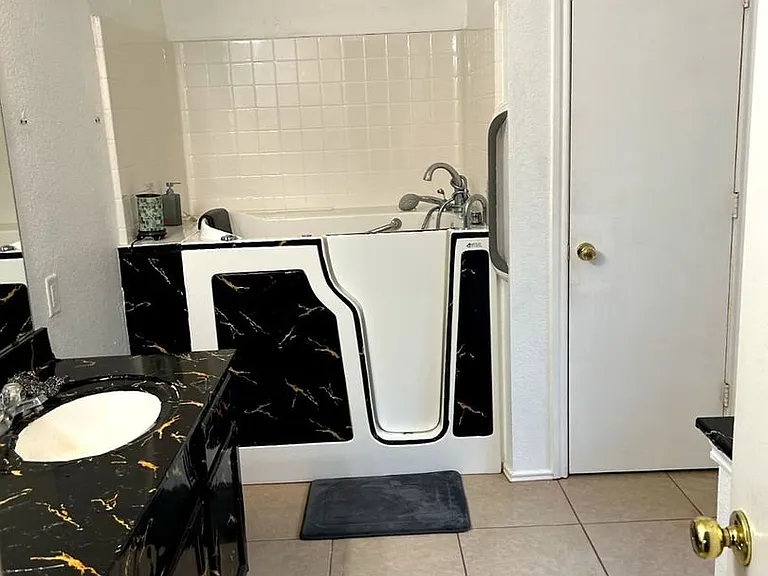 722 Gillon Dr — Photo 6