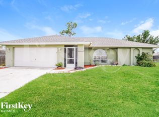 18477 Winter Haven Rd, Fort Myers, FL 33967