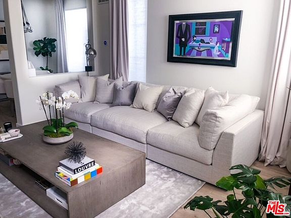 2nd image of 25735 Perlman Pl Unit H