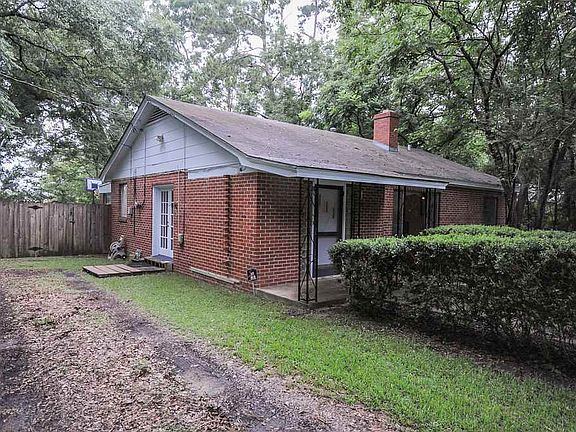 3rd image of 2338 Amelia Cir