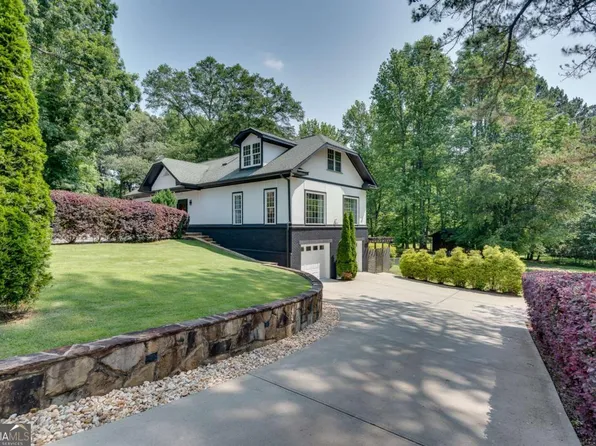 14440 Cogburn Rd, Milton, GA 30004