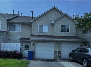 1877 Riverwood Dr #5, Burnsville, MN 55337