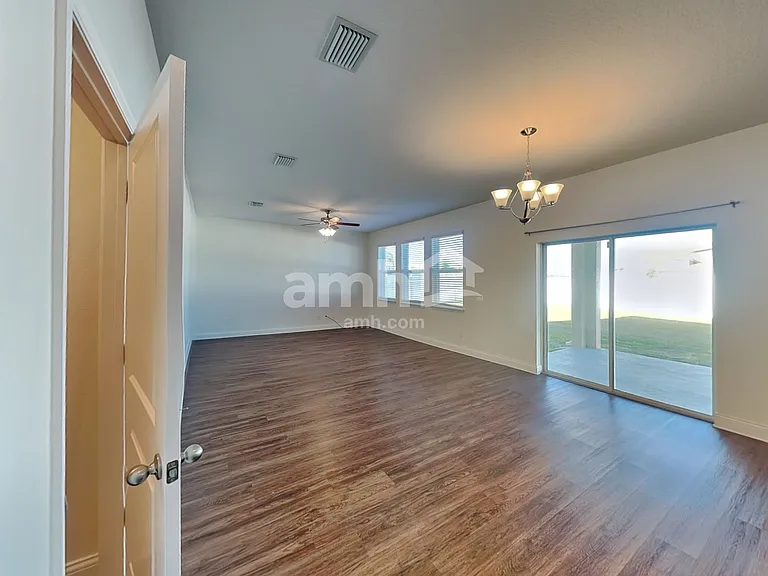 1079 Summer Stone Loop — Photo 10