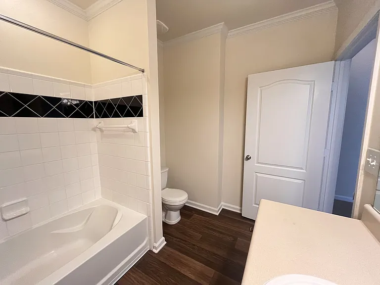 Wesley Kensington Apartments at Stonecrest — Photo 330