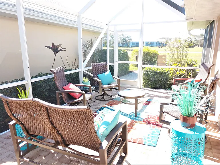 540 Clubside Cir — Photo 23