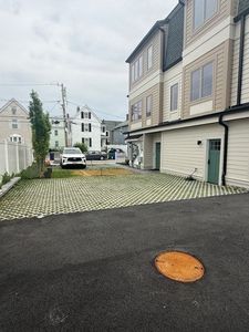 10 Murphy Ct #10, Newton, MA, 02458