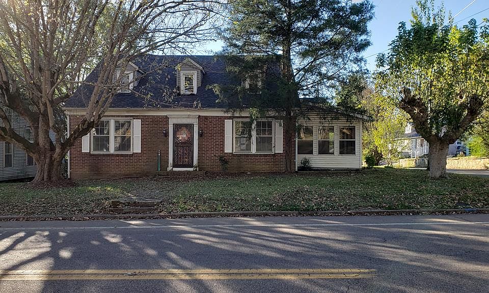 119 N Forrest Ave Camden Tn 38320 Mls 124907 Zillow