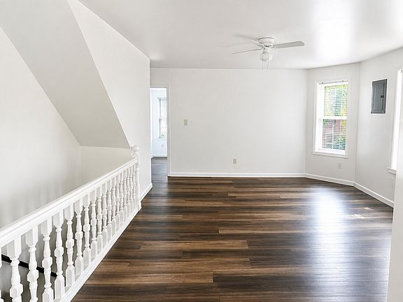 3rd image of 20 N Overbrook Ave #B